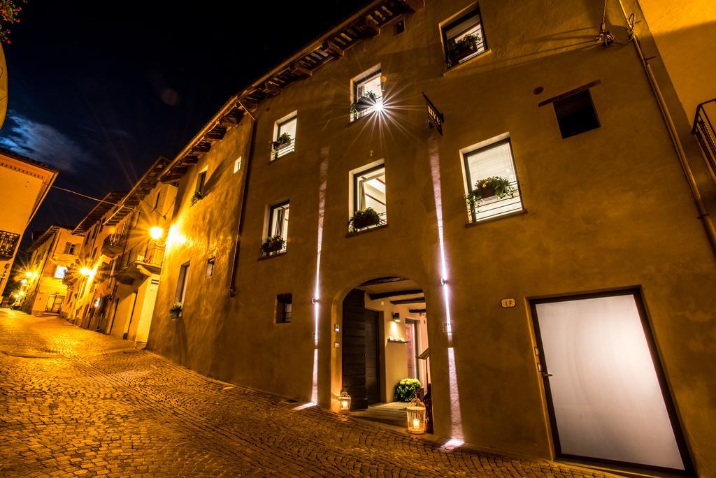 Uve Rooms&Wine Bar La Morra Exterior foto