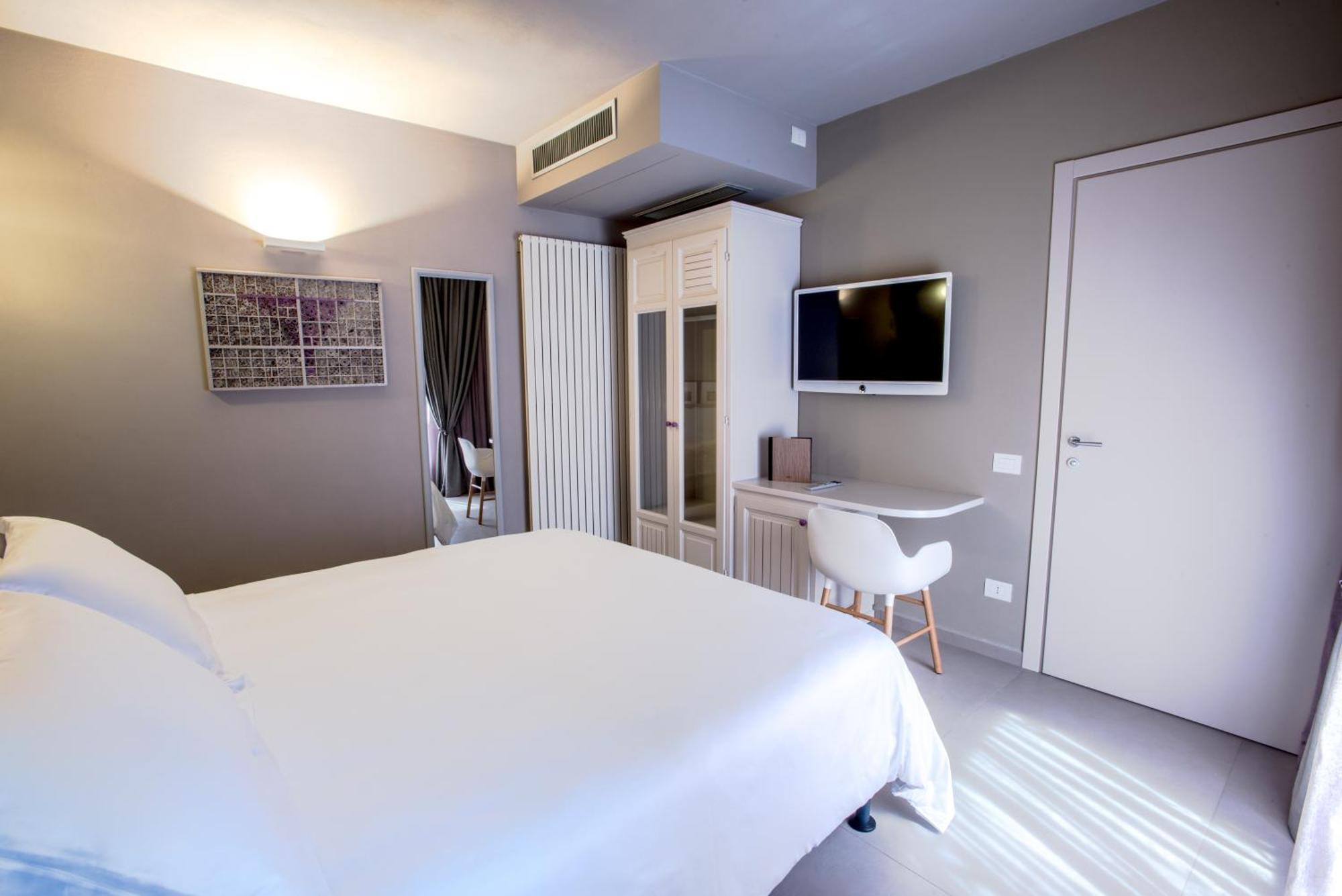 Uve Rooms&Wine Bar La Morra Exterior foto